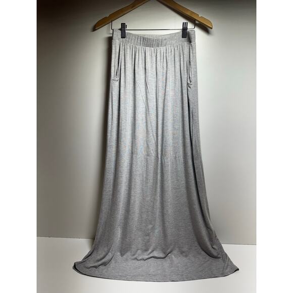 Enough About Me Women’s Maxi Skirt Sz L Side Pockets Elastic Waist Boho Modest - Picture 1 of 7